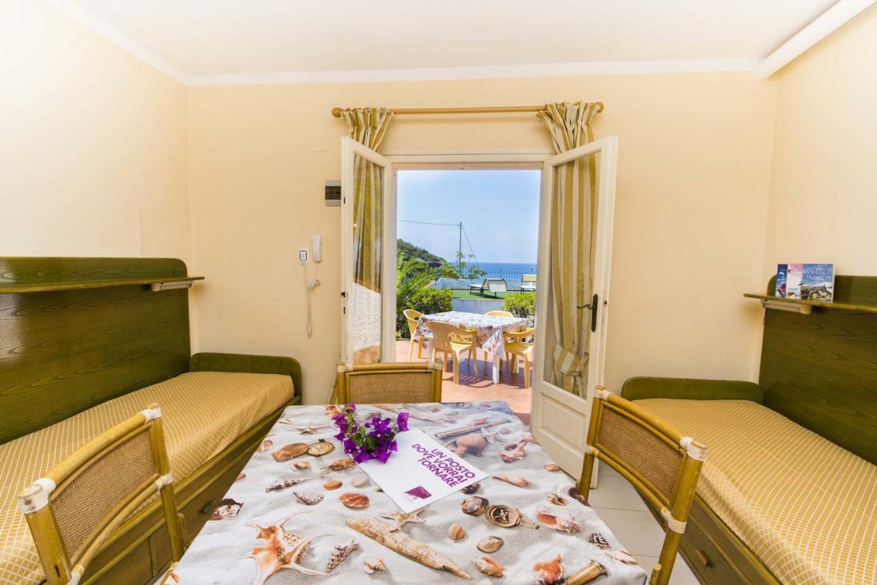 Residential Hotel Villaggio Innamorata Capoliveri  Eksteriør billede